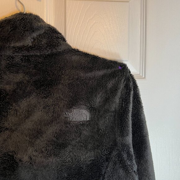 The North Face Women’s Black Osito Jacket Medium EUC - Picture 3 of 4